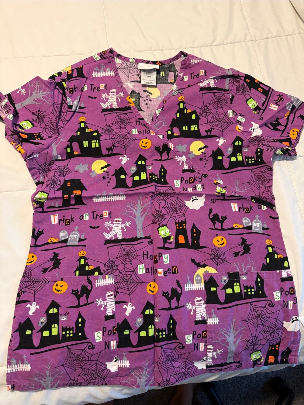 Holiday Assorted Scrub Top Bundle - Picture 3 of 7